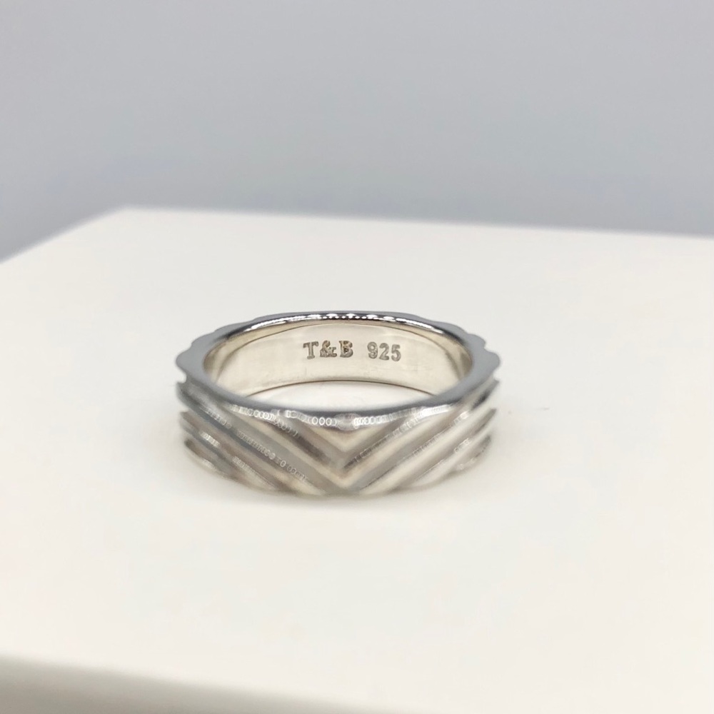 Thistle & Bee Solid Sterling Silver Ring - image 7